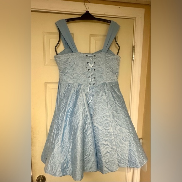 Women’s Cinderella dress XL - Picture 4 of 6